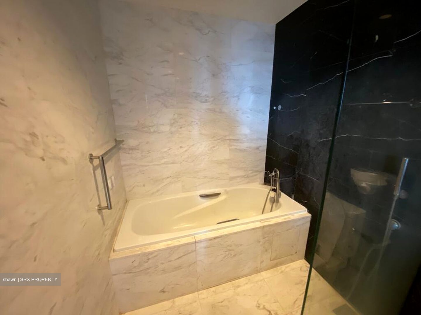 Centro Residences (D20), Condominium #504174181